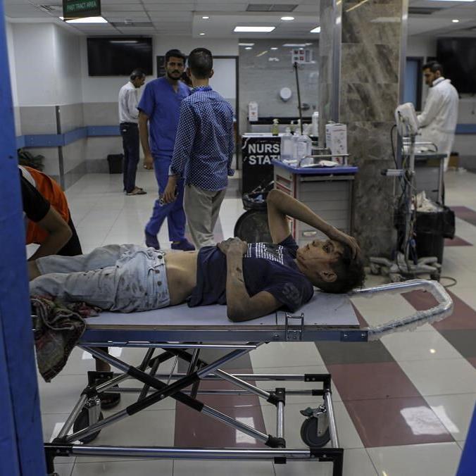 Is Hamas hiding in Gaza's main hospital? Israel's claim is now a focal point in a dayslong stalemate